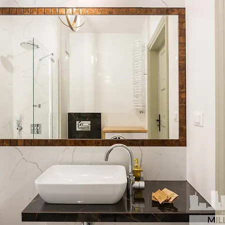 Apartmán Millennium Port Gold Varšava Exteriér fotografie